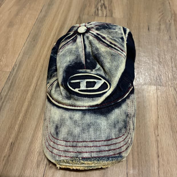 [새상품] 디젤 세이몬 모자 (사이즈 2)