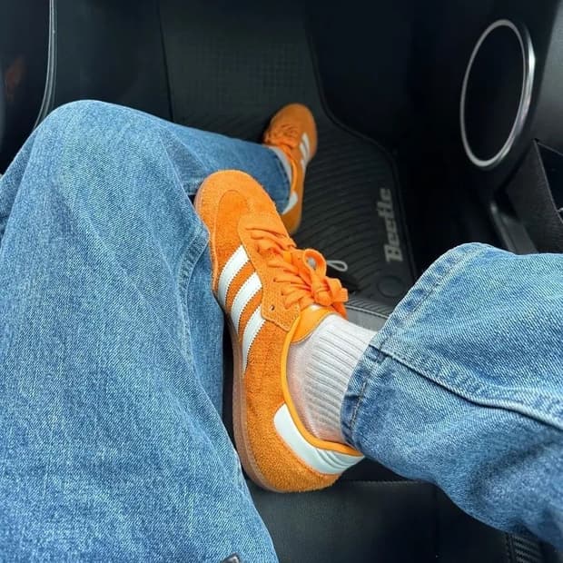 아디다스 삼바 오렌지 러쉬 220