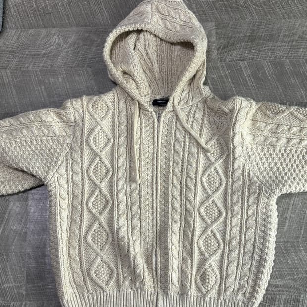 트릴리온 케이블 후드 집업 니트 L사이즈