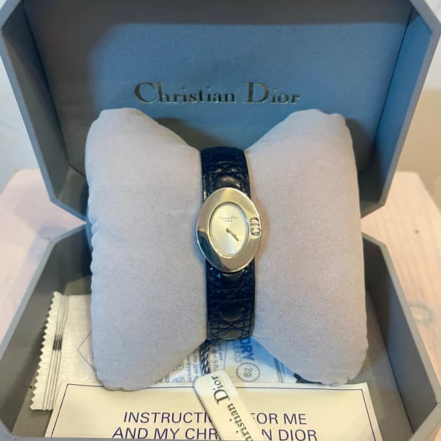 크리스찬디올(Christian Dior) 레이디 디올 시계