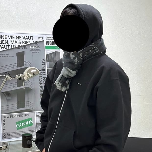 슈프림 후드집업