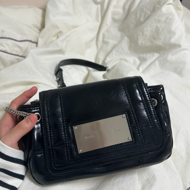 마뗑킴 블랙 체인 스몰 숄더백