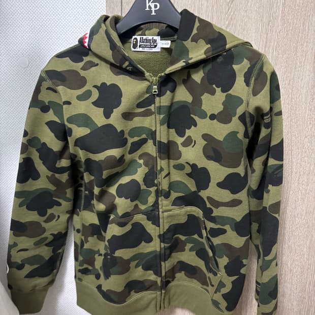 베이프 후드집업