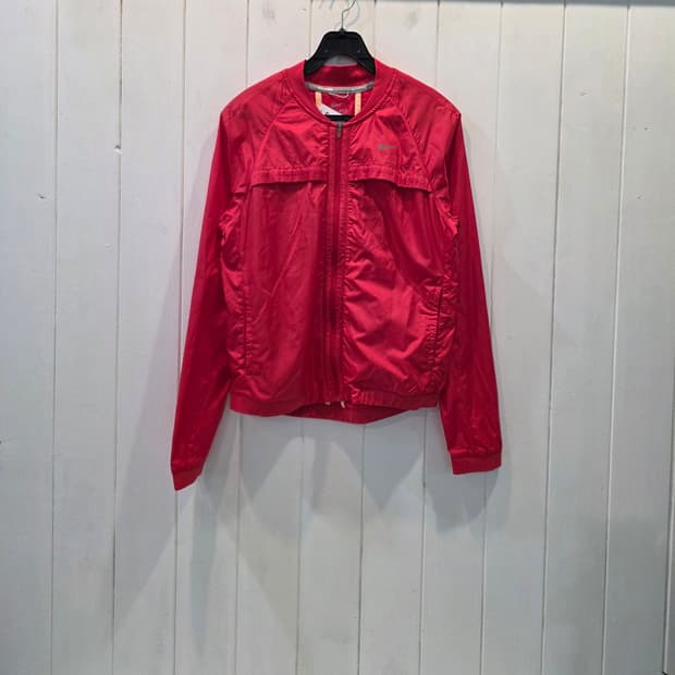 나이키 경량패딩/바람막이 (여성/초등학생)