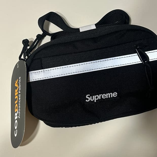 슈프림 미니사이드백 24FW