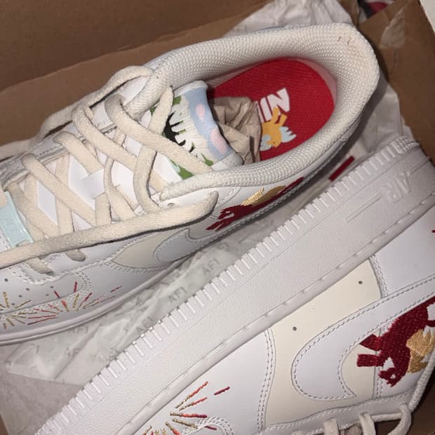 에어포스 중국 한정판 붉은말의 해 에디션