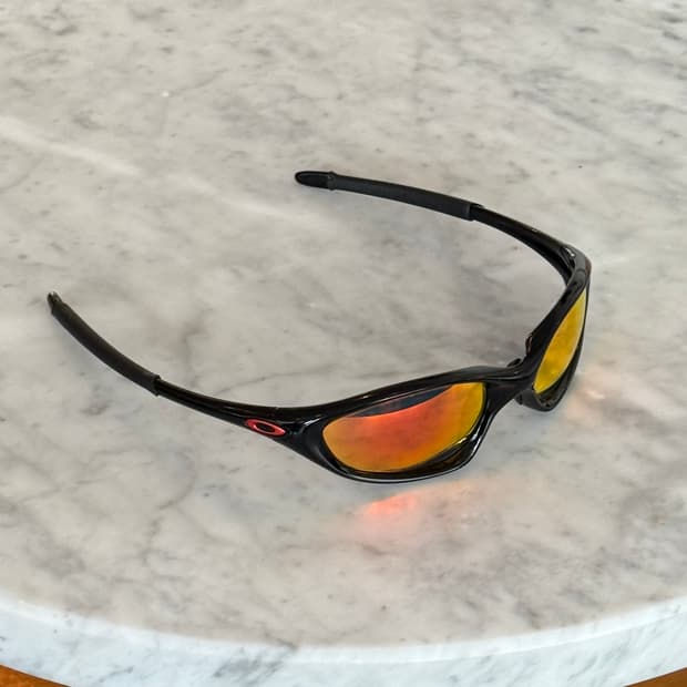 오클리 트웬티 XX 블랙/레드