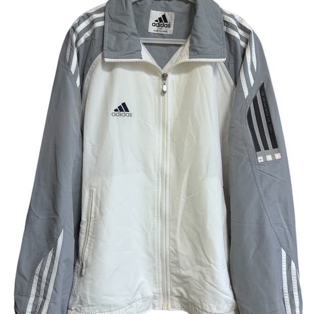 아디다스 바람막이