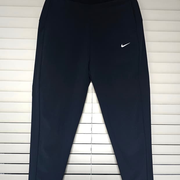 나이키 드라이핏 블리스 빅토리 미드라이즈 팬츠 M