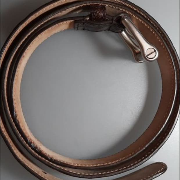 GUCCI 구찌(크로커다일 스킨-악어가죽)95 사이즈-해외발송