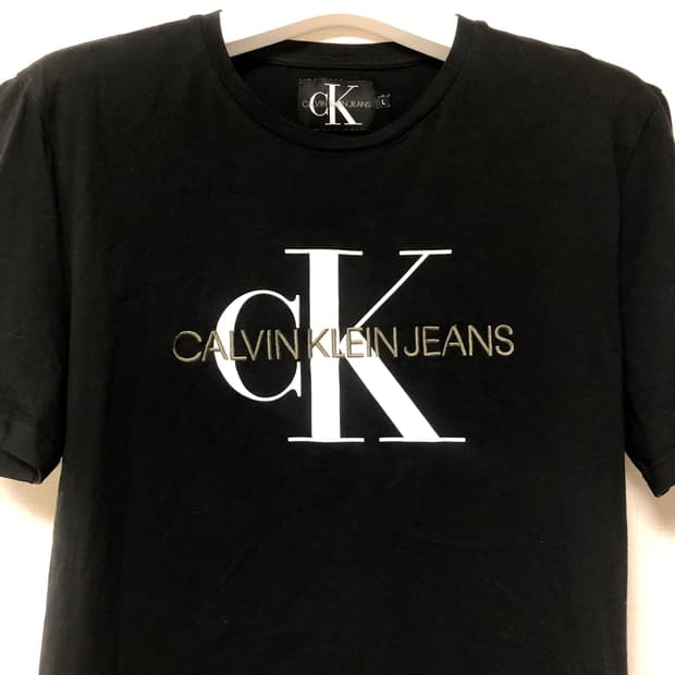 캘빈 클라인 반팔티