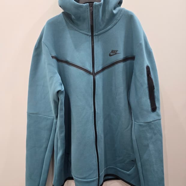 나이키 테크플리스 미네랄 틸 L 새제품