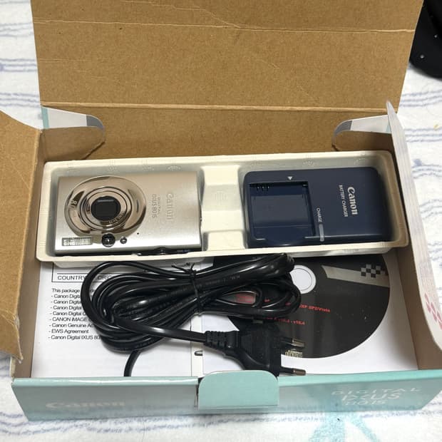 민트급🩵 캐논 ixus 80 is 실버 풀박스 (=ixy20)