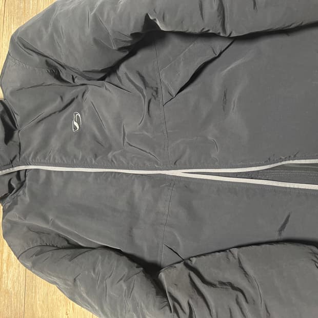 필루미네이트 패딩