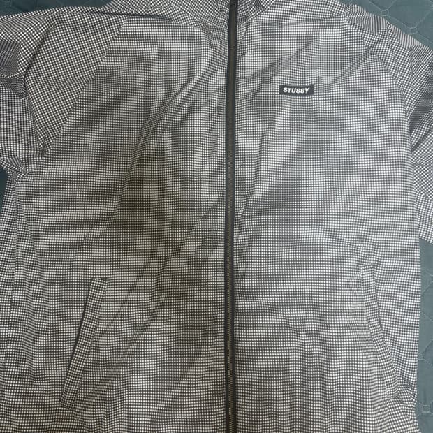 스투시 자켓 판매합니다!