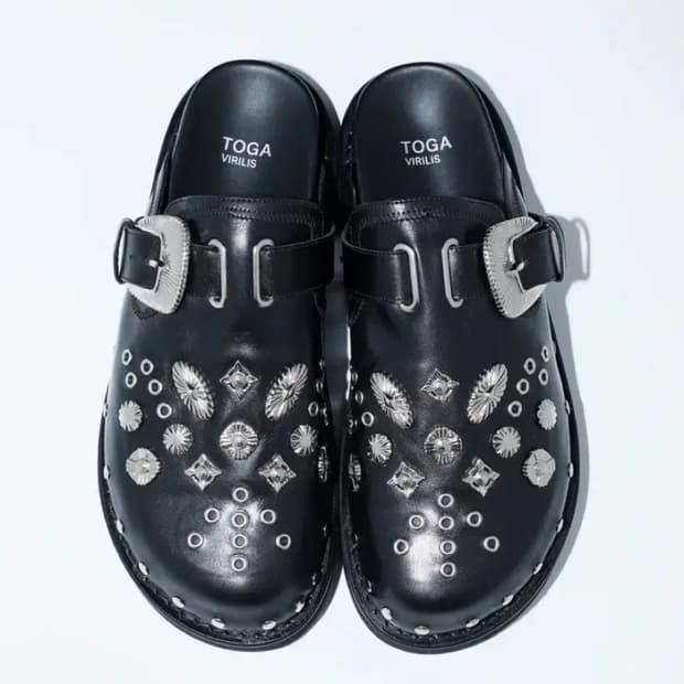 토가 비빌리스 AJ1066뮬 레더 블랙 44