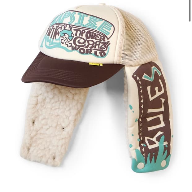 캐피탈 럼버트러커캡 귀도리