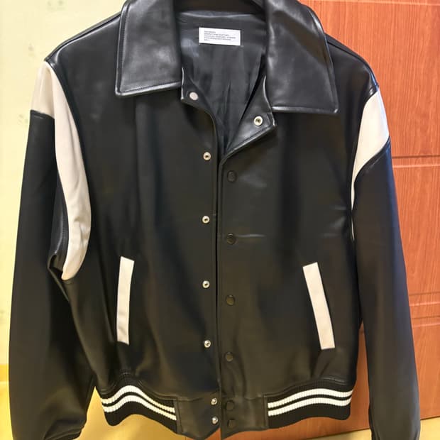 파르티멘토 레더 바시티 자켓