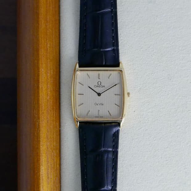 오메가 빈티지 드빌 탱크 리넨 다이얼