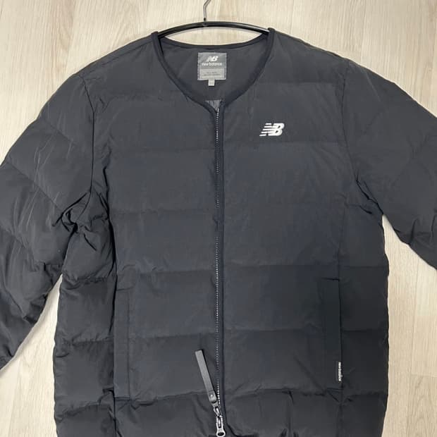 뉴발란스 패딩