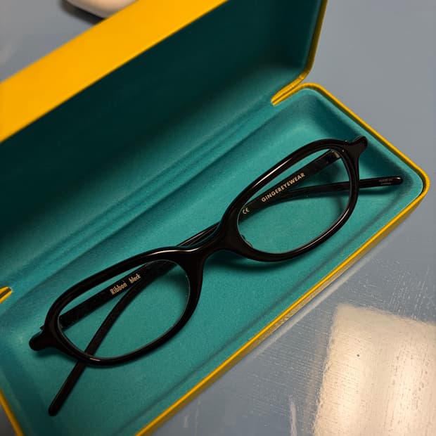 진저아이웨어 리본 안경