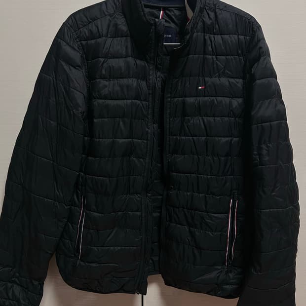 타미힐피거 블랙 경량 패딩 / 실측 110