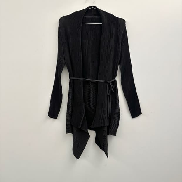 Pleats tail strap cardigan / black
