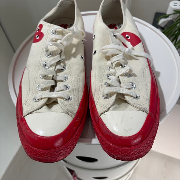 꼼데가르송 컨버스 로우탑 레드 280팝니다