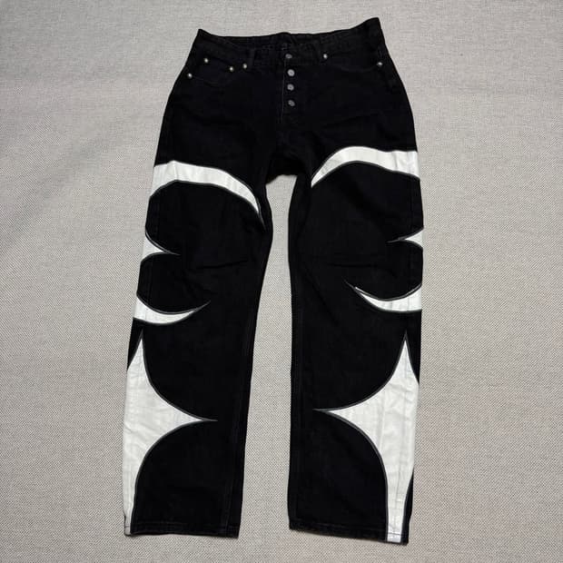 떠그클럽 초판 레더워싱 데님팬츠 블랙/화이트