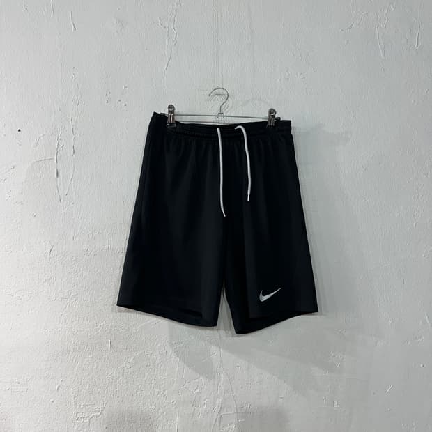 나이키 드라이핏 반바지 S