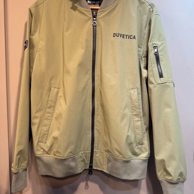 듀베티카 자켓