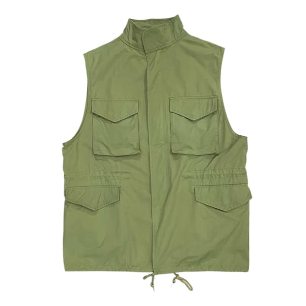 Whimsic 포켓 디테일 하이넥 베스트