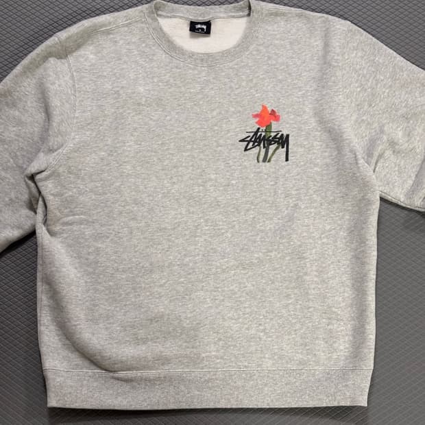 스투시 플라워 맨투맨