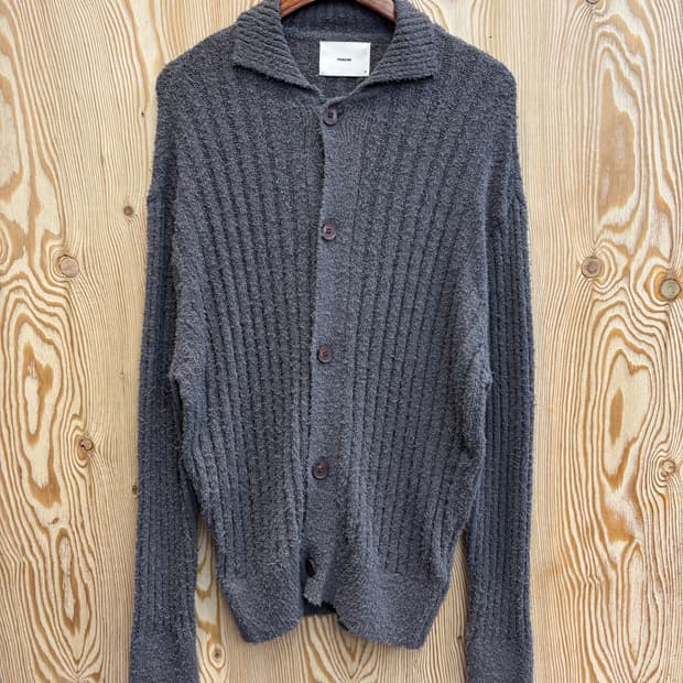 퍼렌 부클 니트 가디건