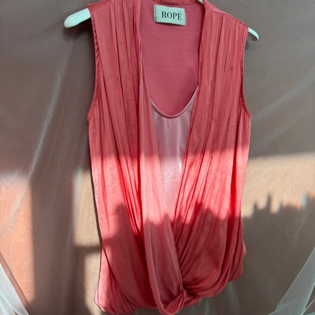 ROPE Lyocell Layered Sleeveless Top
