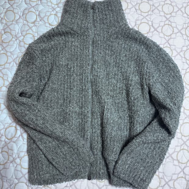 르17셉템버 옴므 니트집엄