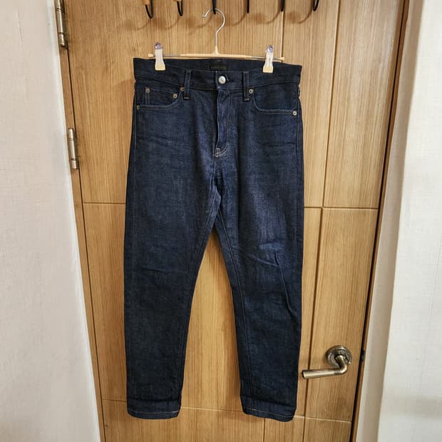 (29)유니클로 셀비지 데님 팬츠