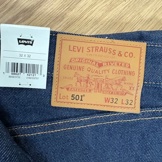 리바이스 501 프리미엄 셀비지 데님 새제품입니다