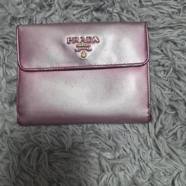 프라다 반지갑