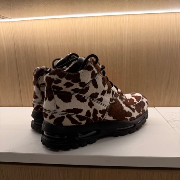 나이키 에어맥스 고아돔 부츠 / 코카오 와우