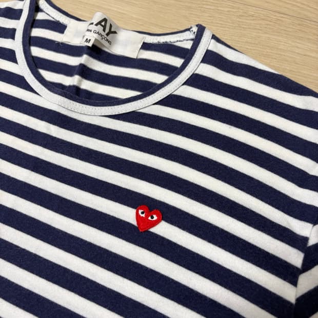 플레이 꼼데가르송 PLAY 미니하트 와펜 스트라이프 긴팔티