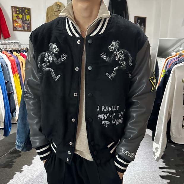 엑스톤즈 스타 젤리 베어 바시티 자켓