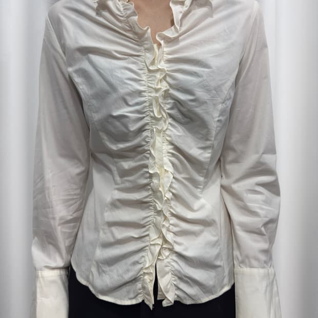 shirring design shirt
