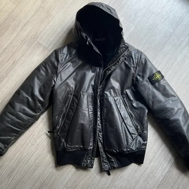 스톤아일랜드 왁스드 아이스2 자켓