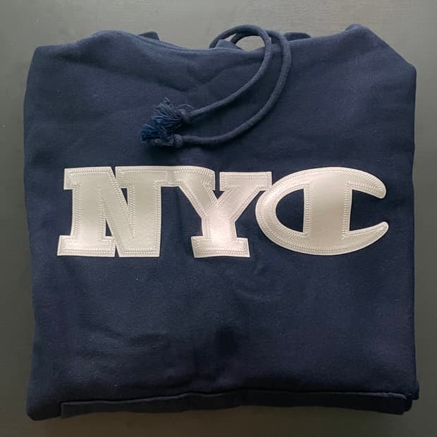 챔피언 리버스위브 NYC 한정 아플리케 후드 후디