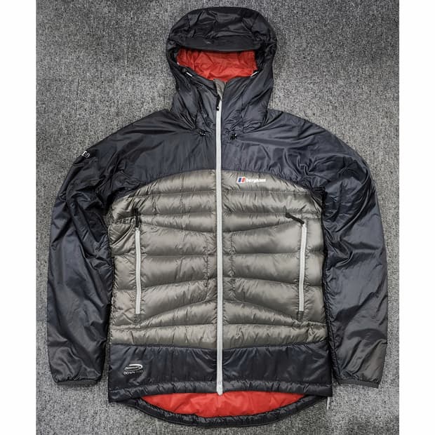 버그하우스 마운트 아스가르드 구스다운 빈티지 경량 패딩 자켓 M