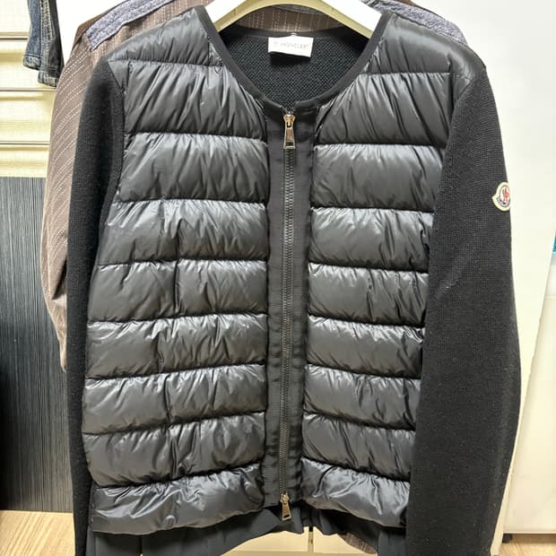 몽클레어 경량 패딩 프릴 가디건