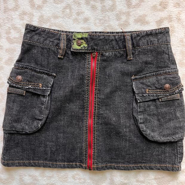 Bean Pole Pocket dark denim skirt