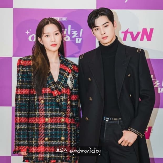 생로랑 오피서 더블 코트 48