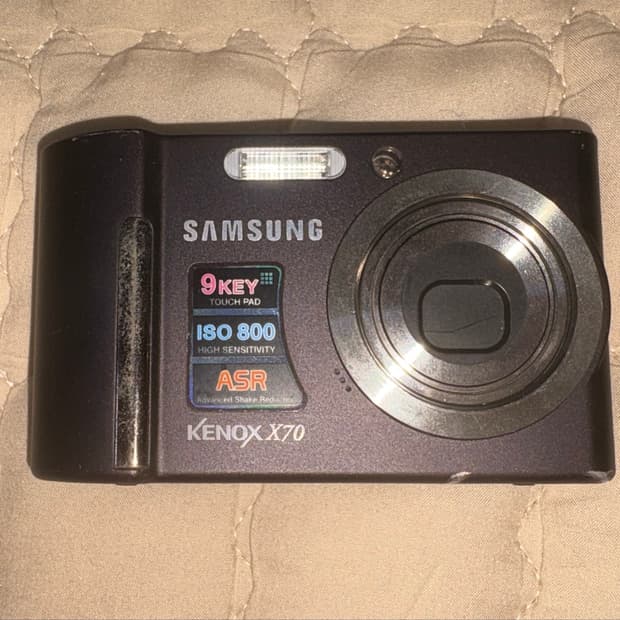 삼성 케녹스 X70 디지털 카메라